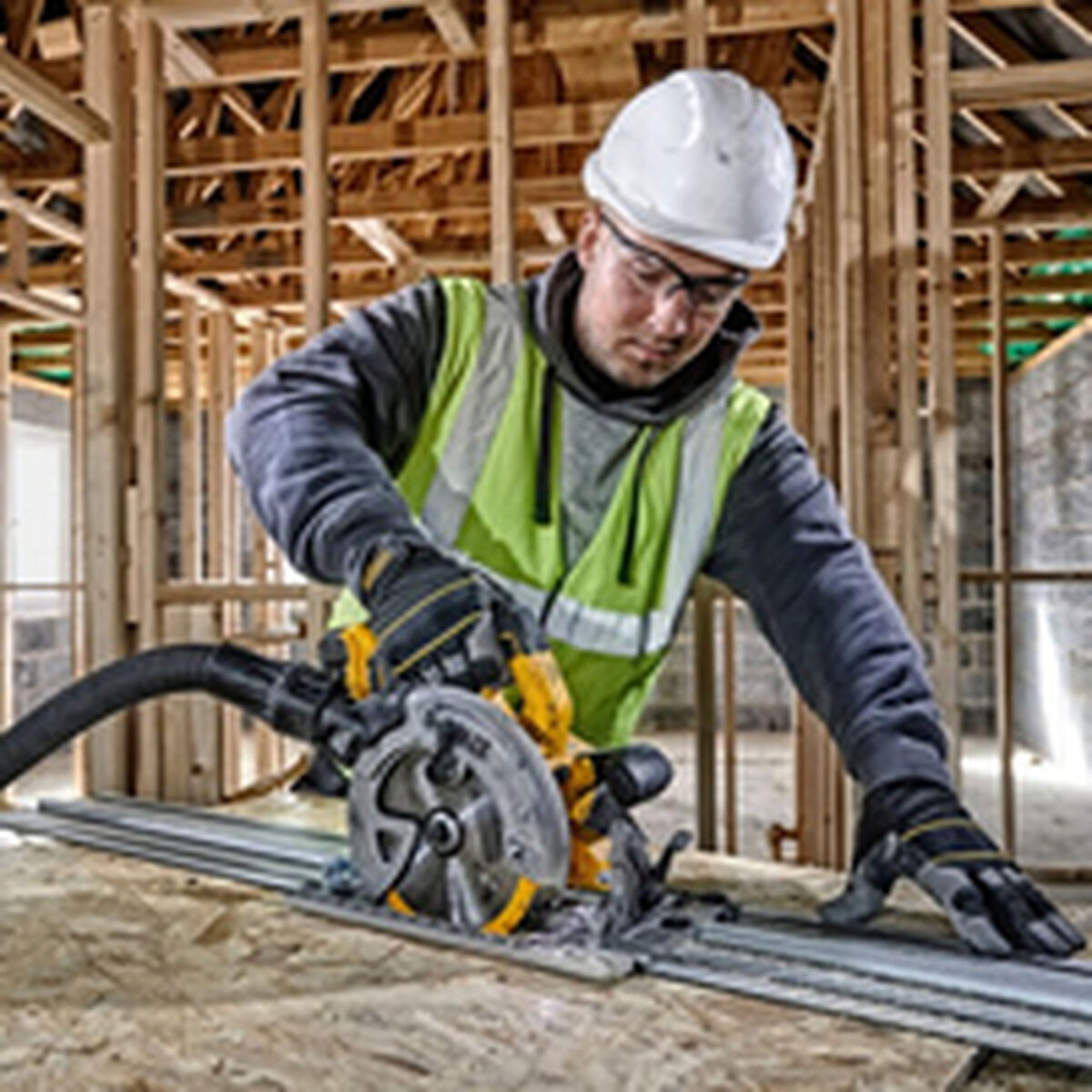 V6H62C86C0770DE97B1B6354630AABD7897R6168443P4